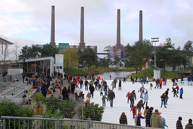 Eislaufen in der Autostadt